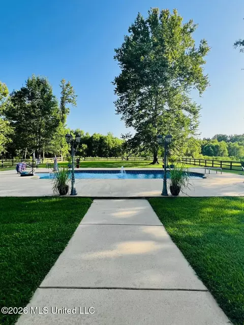 Exterior - 537 N Springlake Cir, Terry, MS 39170 photo 10 of 16