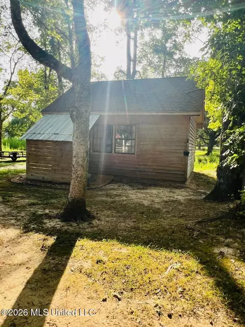 Other - 537 N Springlake Cir, Terry, MS 39170 photo 1 of 10