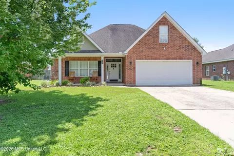 2508 Rue Beaux Chenes, Ocean Springs, MS 39564