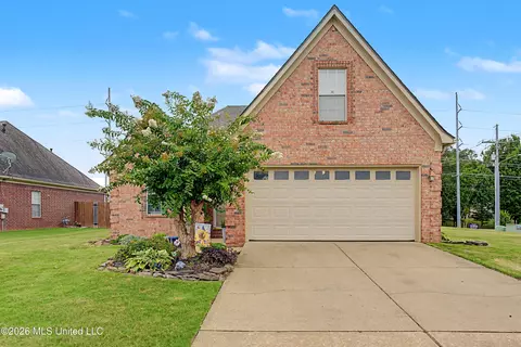 5981 Sheffield Dr, Southaven, MS 38671