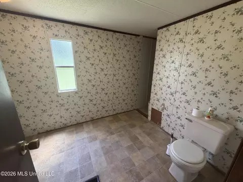 1884 Ranch Town Rd, Hickory Flat, MS 38633 photo 16