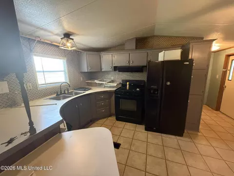 1884 Ranch Town Rd, Hickory Flat, MS 38633 photo 11