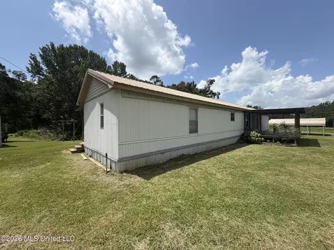 1884 Ranch Town Rd, Hickory Flat, MS 38633 photo 3