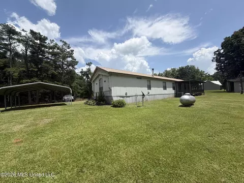 1884 Ranch Town Rd, Hickory Flat, MS 38633 photo 5
