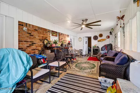Exterior - 446 Park St, Lucedale, MS 39452 photo 2 of 2