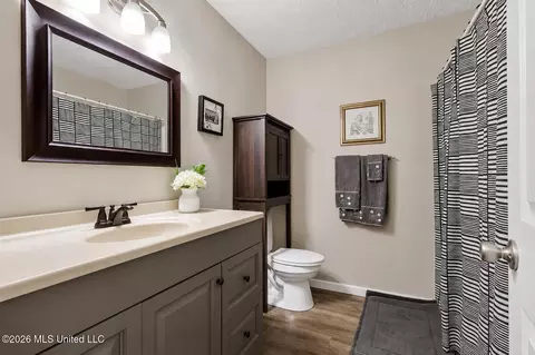 Bath - 446 Park St, Lucedale, MS 39452 photo 2 of 2