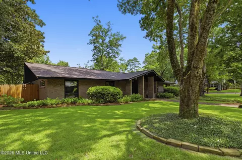 Exterior - 4458 Wedgewood St, Jackson, MS 39211 photo 2 of 8