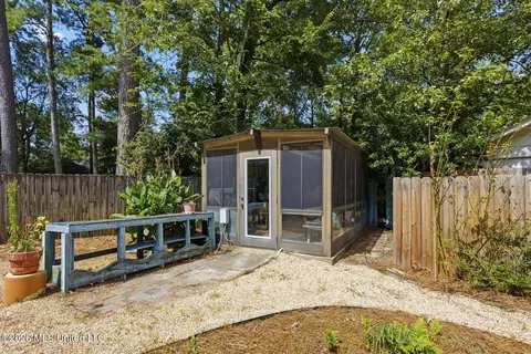 Exterior - 4458 Wedgewood St, Jackson, MS 39211 photo 8 of 8