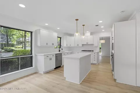 Kitchen - 4458 Wedgewood St, Jackson, MS 39211 photo 1 of 7