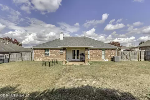 Exterior - 217 White Oak Pl, Pearl, MS 39208 photo 1 of 2