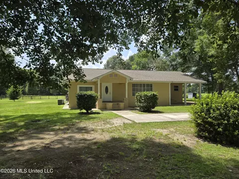 7009 Mississippi 43, Poplarville, MS 39470