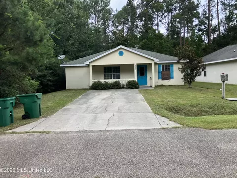 6274 W Benton St, Bay Saint Louis, MS 39520