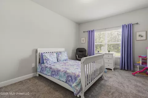 Bedroom - 7128 Glen Eagle Dr, Biloxi, MS 39532 photo 2 of 4