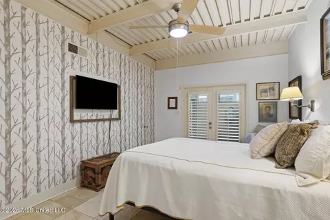 Bedroom - 2235 Wild Valley Dr, Jackson, MS 39211 photo 2 of 4