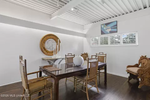 Dining - 2235 Wild Valley Dr, Jackson, MS 39211 photo 1 of 2