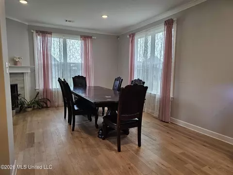 Dining - 7175 E Harrier Dr, Olive Branch, MS 38654 photo 1 of 1