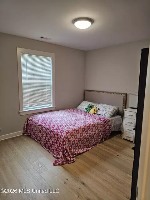 Bedroom - 7175 E Harrier Dr, Olive Branch, MS 38654 photo 2 of 2