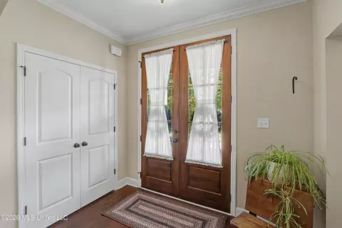 Entry Way - 927 Shadow View Dr, Hernando, MS 38632 photo 1 of 2