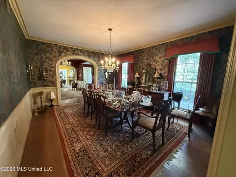 Dining - 300 East Ave, Lula, MS 38644 photo 1 of 2