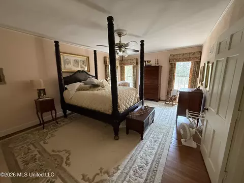 Bedroom - 300 East Ave, Lula, MS 38644 photo 2 of 4