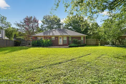 Exterior - 550 Spring Hill Dr, Madison, MS 39110 photo 3 of 3