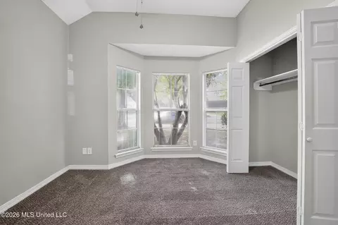 Bedroom - 550 Spring Hill Dr, Madison, MS 39110 photo 3 of 4