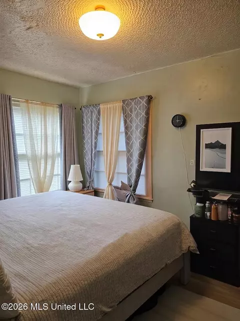 2633 Glenn St, Jackson, MS 39204 photo 6