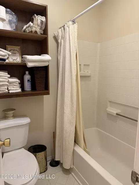 Bath - 1297 Mudline Rd, Lake, MS 39092 photo 1 of 2
