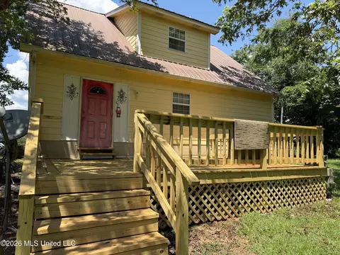 Exterior - 1297 Mudline Rd, Lake, MS 39092 photo 3 of 5