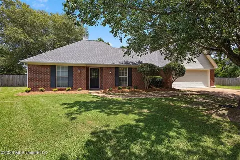 170 Pear Orchard Dr, Brandon, MS 39042