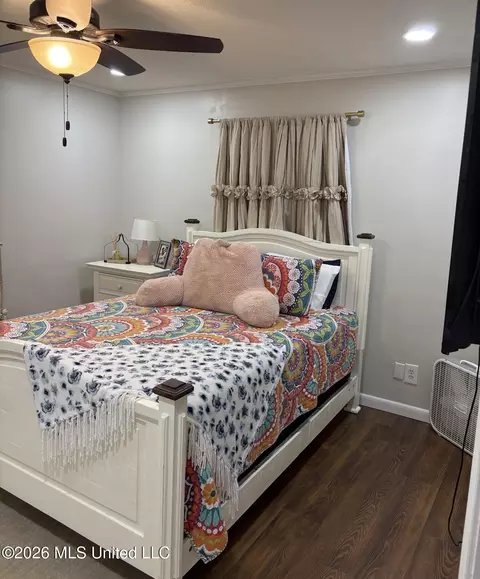 Bedroom - 7 Greer Rd, Natchez, MS 39120 photo 1 of 3