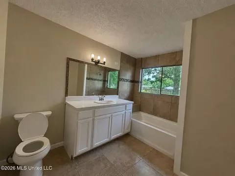 Bath - 237 W Central Ave, Coldwater, MS 38618 photo 1 of 1