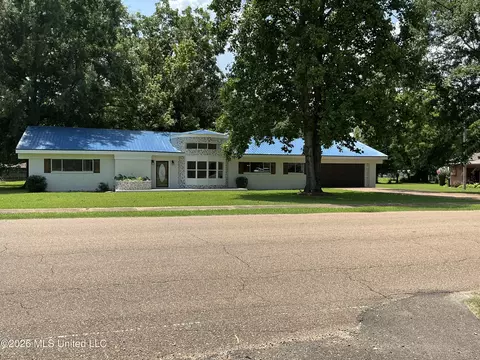 Exterior - 237 W Central Ave, Coldwater, MS 38618 photo 2 of 5