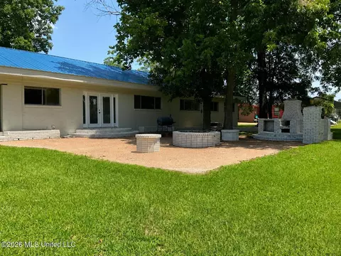 Exterior - 237 W Central Ave, Coldwater, MS 38618 photo 5 of 5