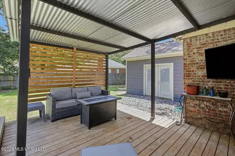 Exterior - 161 Mandarin Dr, Brandon, MS 39047 photo 3 of 8