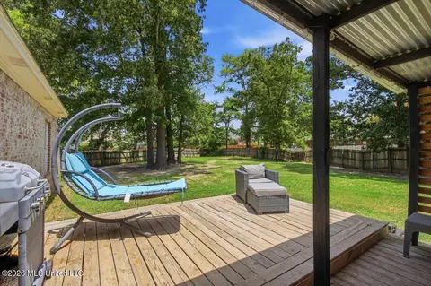 Exterior - 161 Mandarin Dr, Brandon, MS 39047 photo 6 of 8