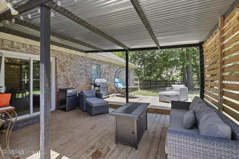 Exterior - 161 Mandarin Dr, Brandon, MS 39047 photo 4 of 8