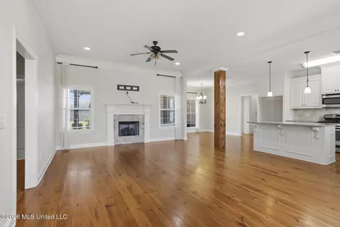 Living - 276 Rockbridge Dr, Madison, MS 39110 photo 1 of 1