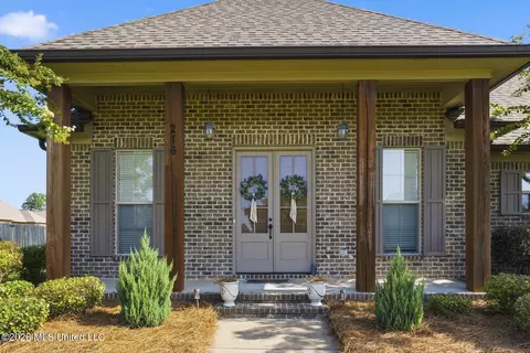 Exterior - 276 Rockbridge Dr, Madison, MS 39110 photo 6 of 9