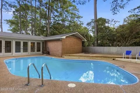 Exterior - 5315 Red Fox Rd, Jackson, MS 39211 photo 6 of 6