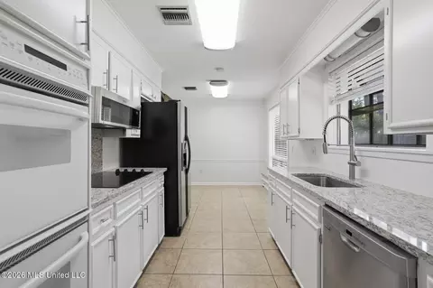 Kitchen - 5315 Red Fox Rd, Jackson, MS 39211 photo 1 of 1