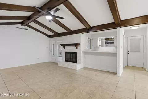 Living - 5315 Red Fox Rd, Jackson, MS 39211 photo 5 of 6