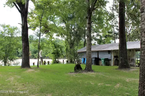 Exterior - 25305 Turps Dr, Lucedale, MS 39452 photo 7 of 11