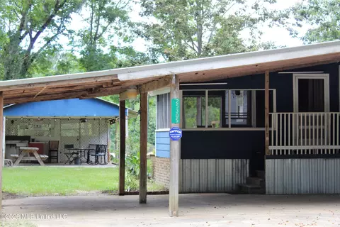 Exterior - 25305 Turps Dr, Lucedale, MS 39452 photo 9 of 11