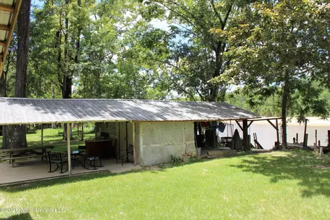 Exterior - 25305 Turps Dr, Lucedale, MS 39452 photo 3 of 11