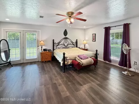 Bedroom - 3506 Jerry Davis Rd, Moss Point, MS 39562 photo 2 of 2