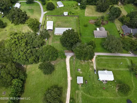 View/Area - 3506 Jerry Davis Rd, Moss Point, MS 39562 photo 2 of 5