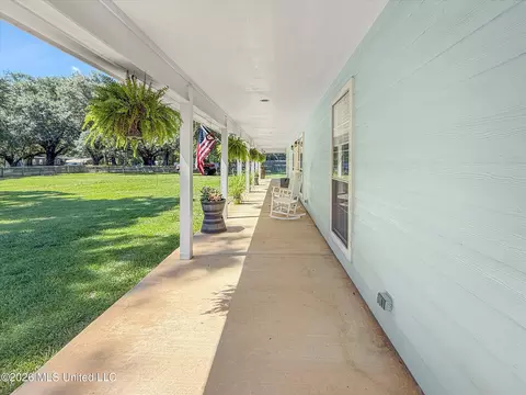 Exterior - 3506 Jerry Davis Rd, Moss Point, MS 39562 photo 2 of 5