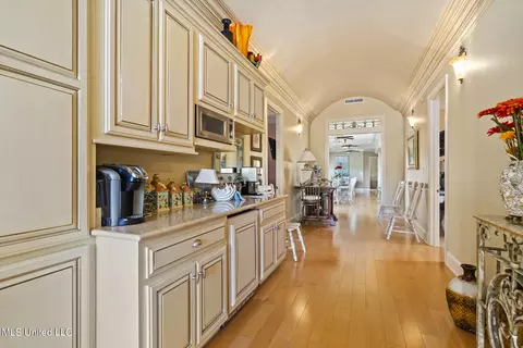 Entry Way - 1332 Poki Pl, Diamondhead, MS 39525 photo 3 of 8