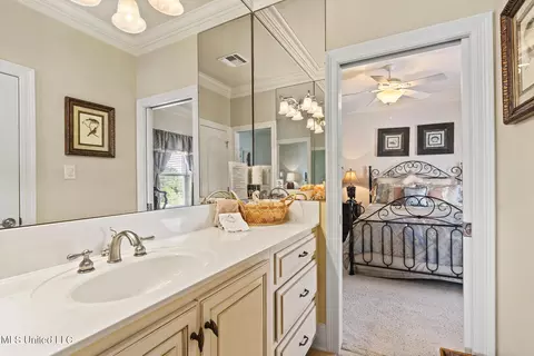 Bath - 1332 Poki Pl, Diamondhead, MS 39525 photo 5 of 9